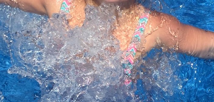 temporada de piscina con niños